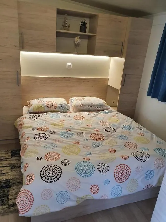 Bea, Familly Place, Free Parking And Wifi In Camp Dalmatino Drage Hırvatistan