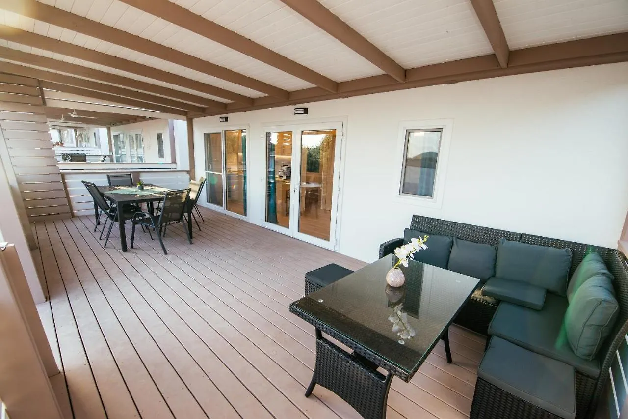 Bea, Familly Place, Free Parking And Wifi In Camp Dalmatino Drage Hırvatistan