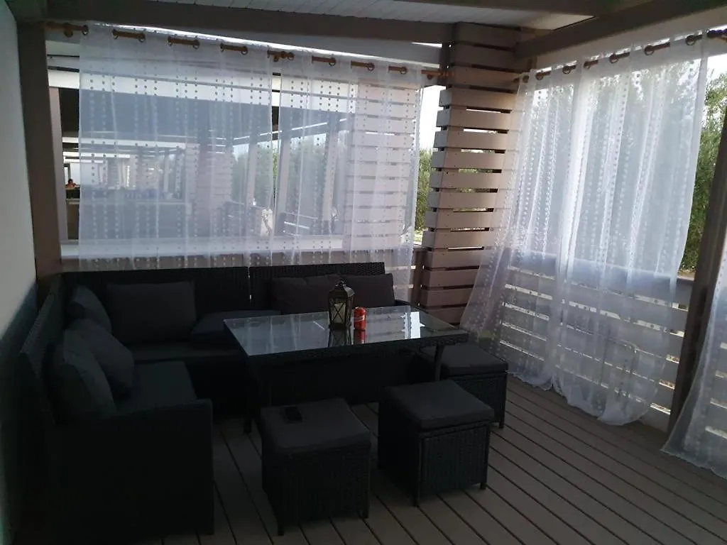 Bea, Familly Place, Free Parking And Wifi In Camp Dalmatino Drage 0*,